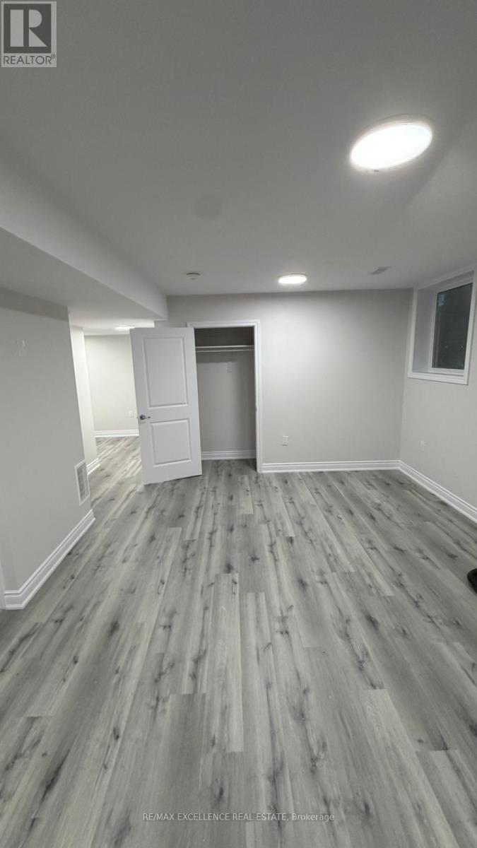 Lower - 325 Johnson Drive, Barrie (Georgian Drive), Ontario  L4M 7A2 - Photo 18 - S12830446