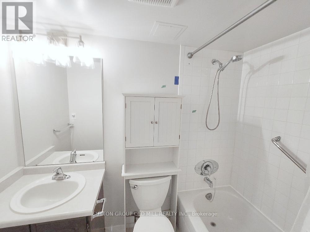 F17 - 288 Mill Road, Toronto, Ontario  M9C 4X7 - Photo 12 - W12830444