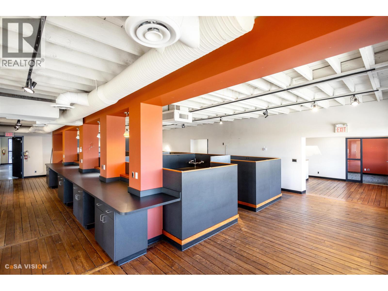 100 131 E Columbia Street, New Westminster, British Columbia  V3L 3V9 - Photo 3 - C8074622