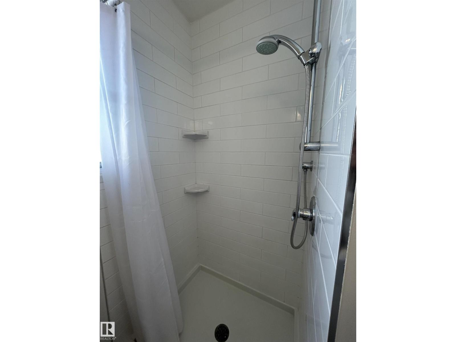 12338 91 St Nw, Edmonton, Alberta  T5B 4C5 - Photo 10 - E4475335