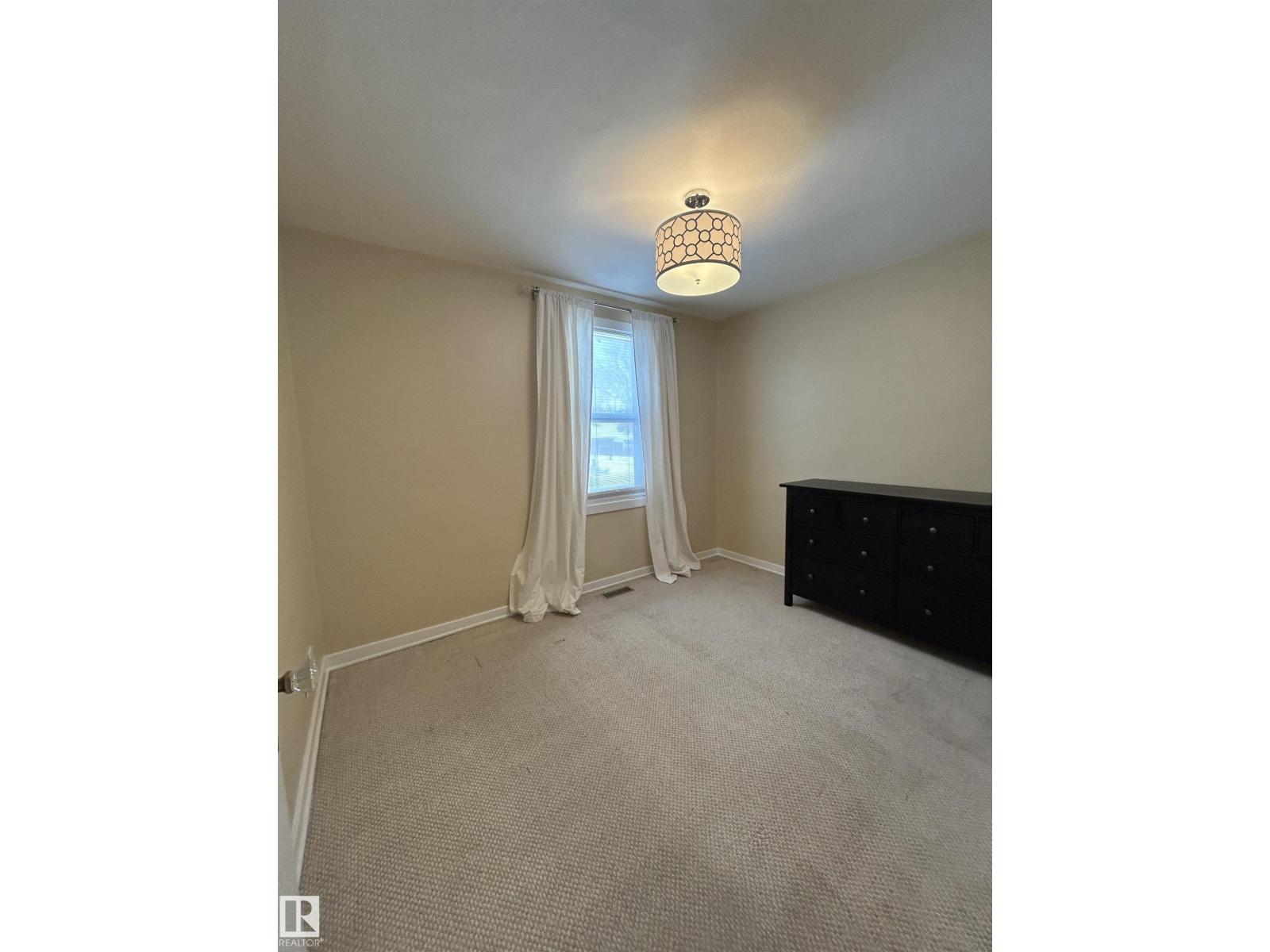 12338 91 St Nw, Edmonton, Alberta  T5B 4C5 - Photo 12 - E4475335