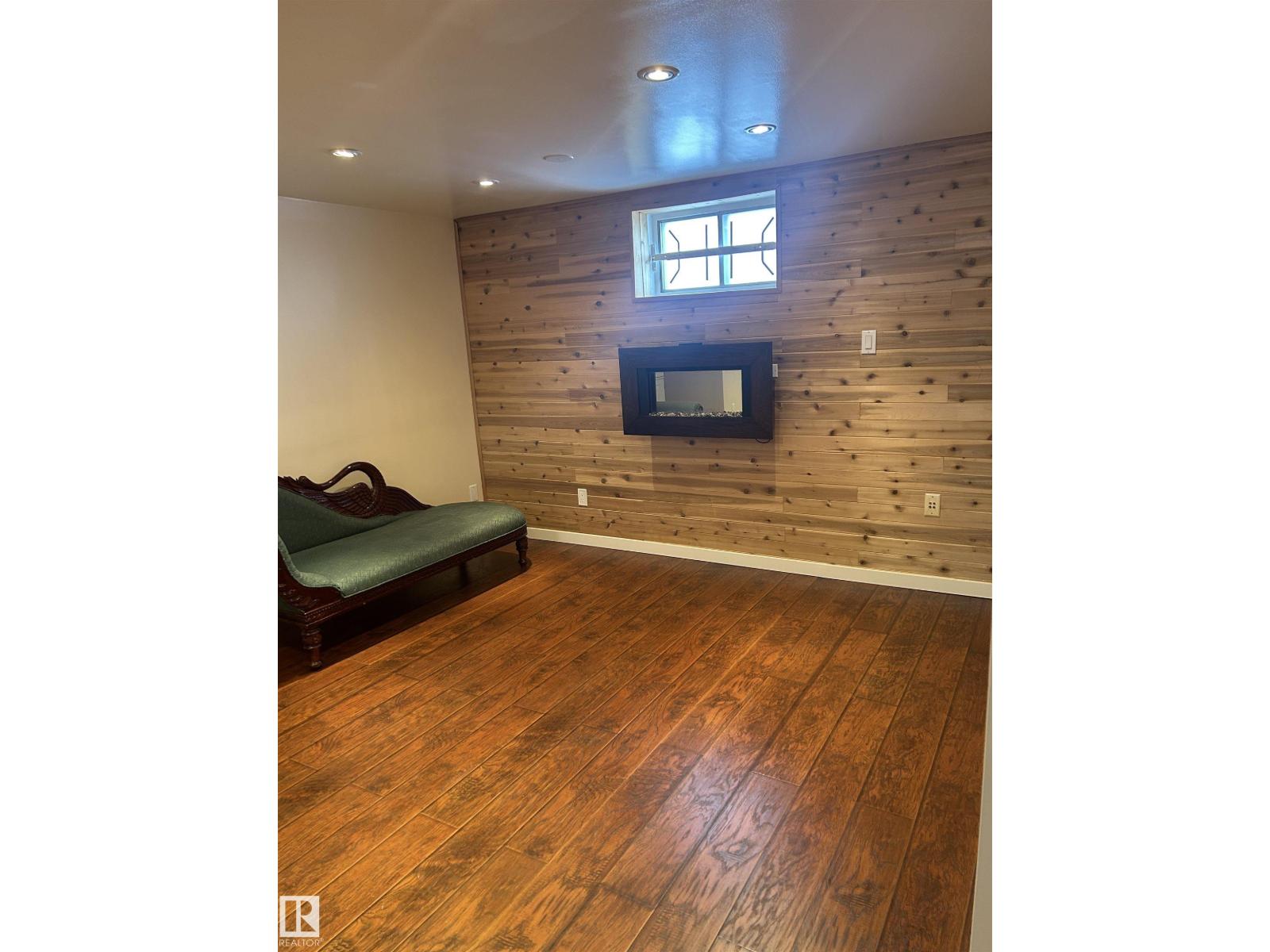 12338 91 St Nw, Edmonton, Alberta  T5B 4C5 - Photo 15 - E4475335