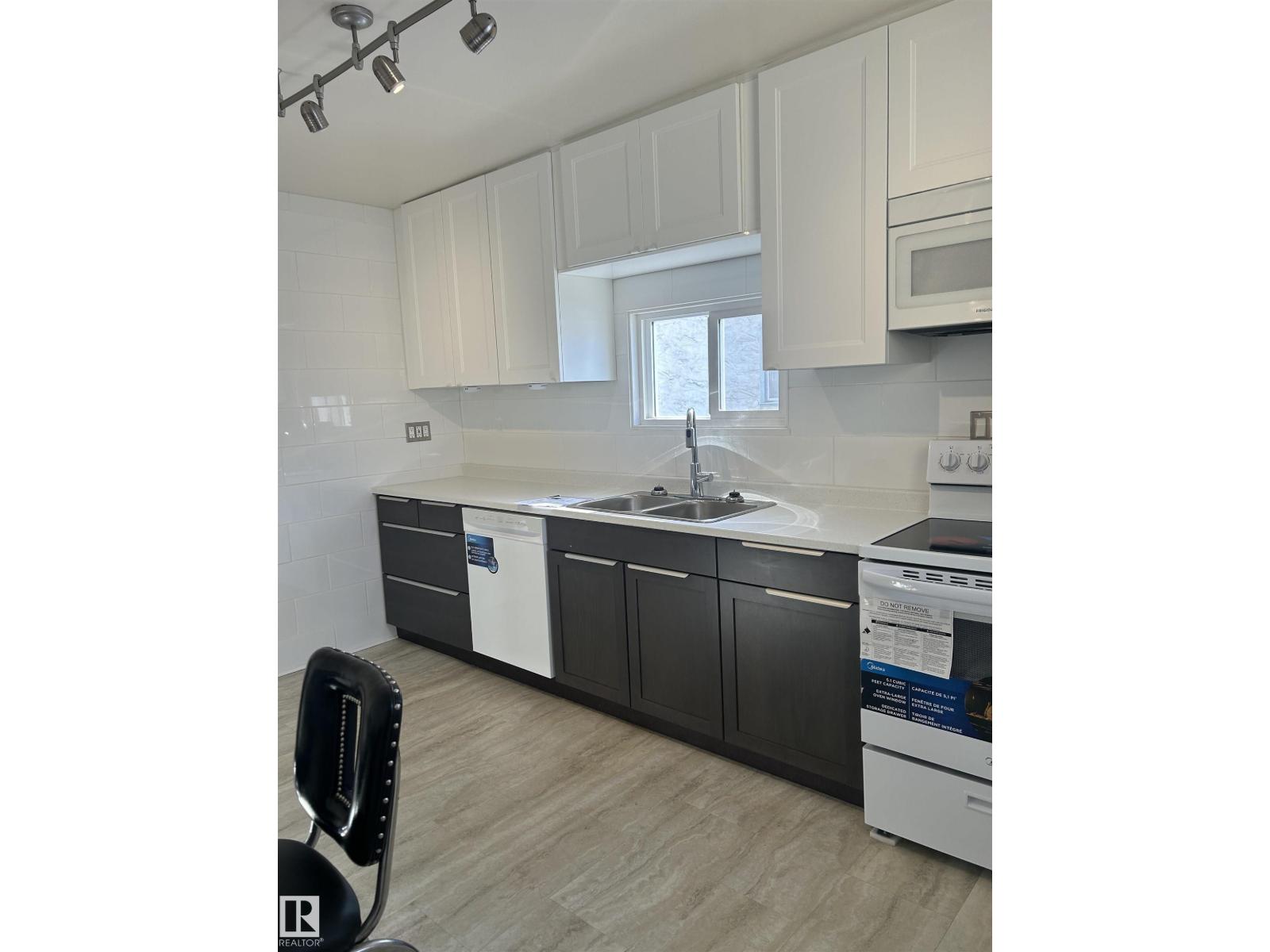 12338 91 St Nw, Edmonton, Alberta  T5B 4C5 - Photo 7 - E4475335