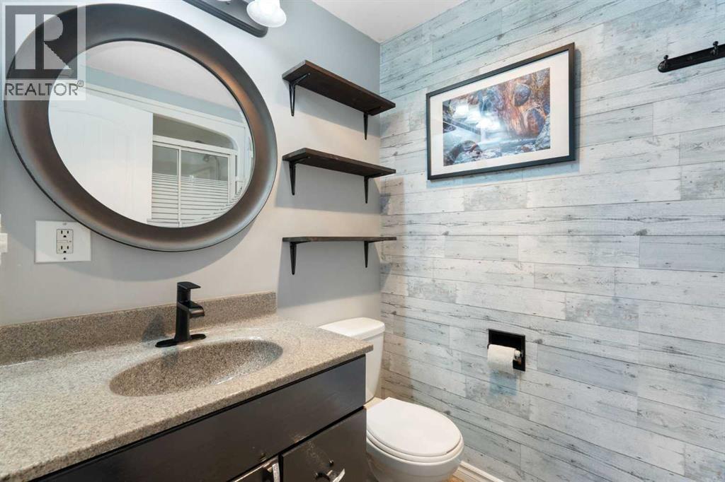 153 Big Hill Place Se, Airdrie, Alberta  T4A 1P9 - Photo 9 - A2287949