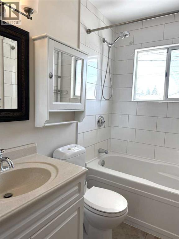 37 Arbour Crescent Se, Calgary, Alberta  T2J 0X6 - Photo 9 - A2288965