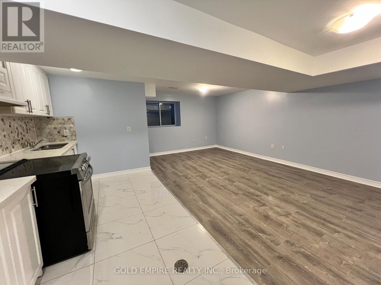 Lower - 1532 Western Road, London North, Ontario  N6G 1H4 - Photo 8 - X12830468