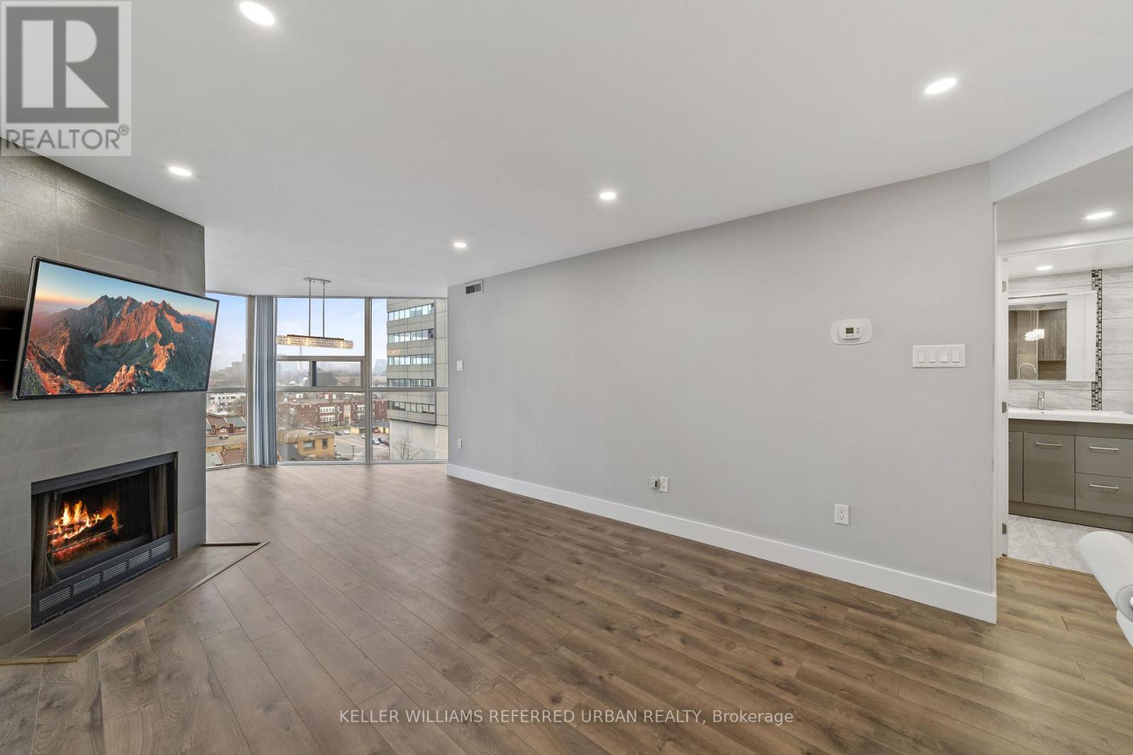 1111 - 725 King Street W, Toronto, Ontario  M5V 2W9 - Photo 11 - C12830470