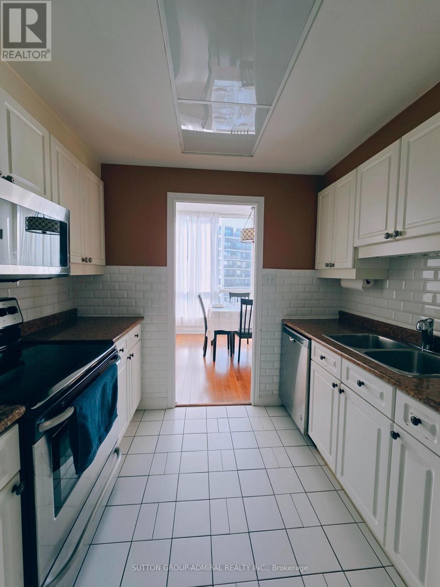 Ph101 - 101 Subway Crescent, Toronto, Ontario  M9B 6K4 - Photo 10 - W12830464