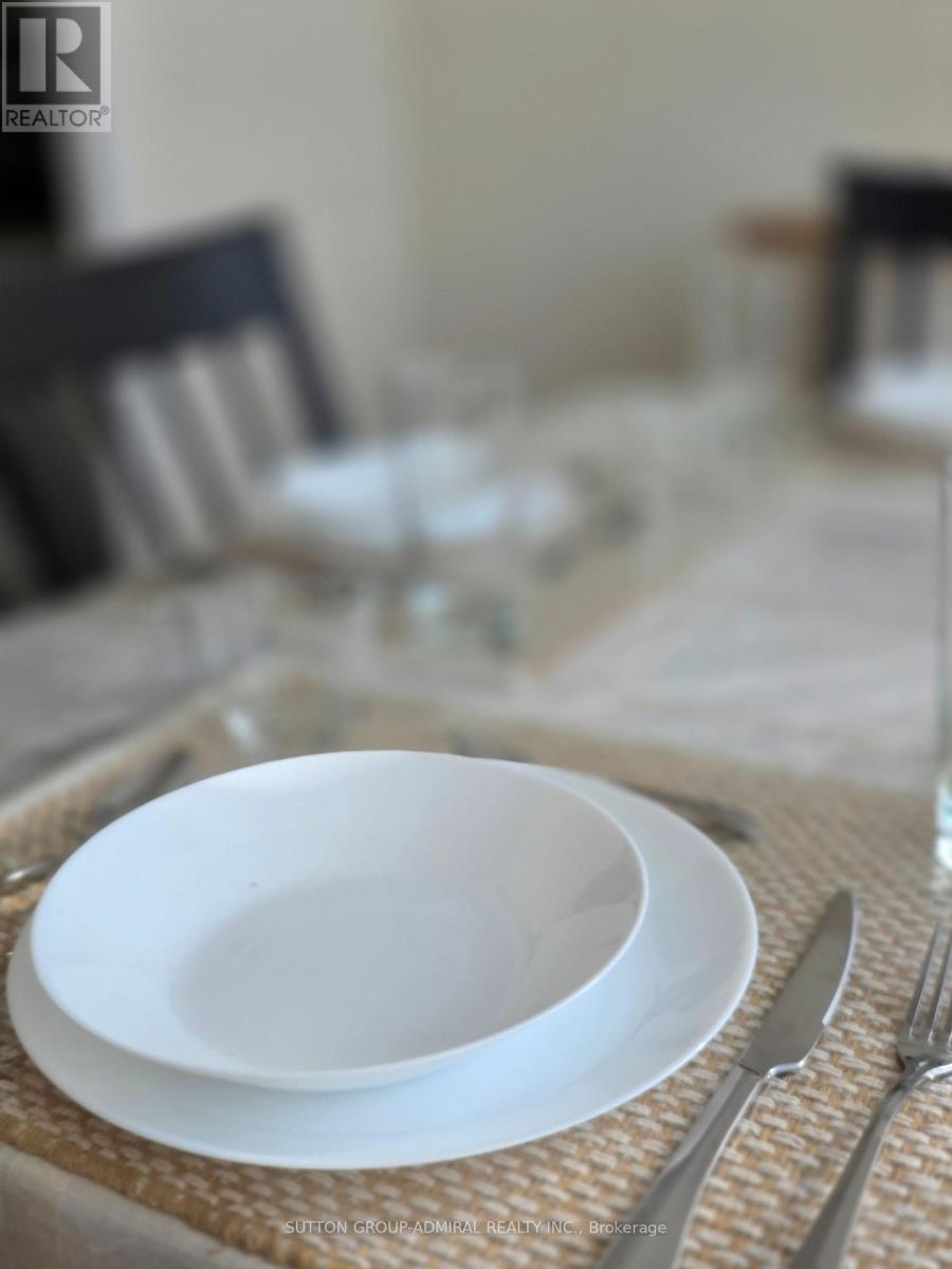 Ph101 - 101 Subway Crescent, Toronto, Ontario  M9B 6K4 - Photo 14 - W12830464