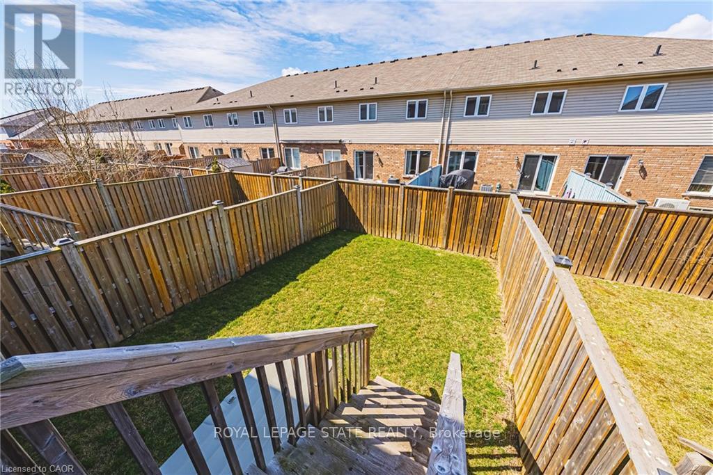 35 Charleswood Crescent, Hamilton, Ontario  L0R 1P0 - Photo 20 - X12830472