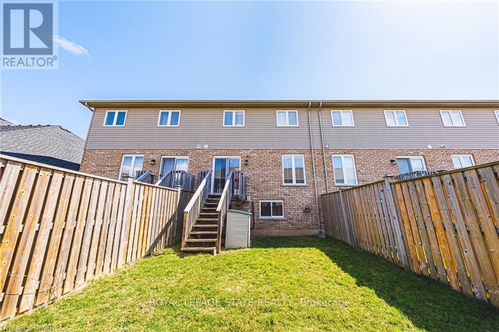 35 Charleswood Crescent, Hamilton, Ontario  L0R 1P0 - Photo 22 - X12830472