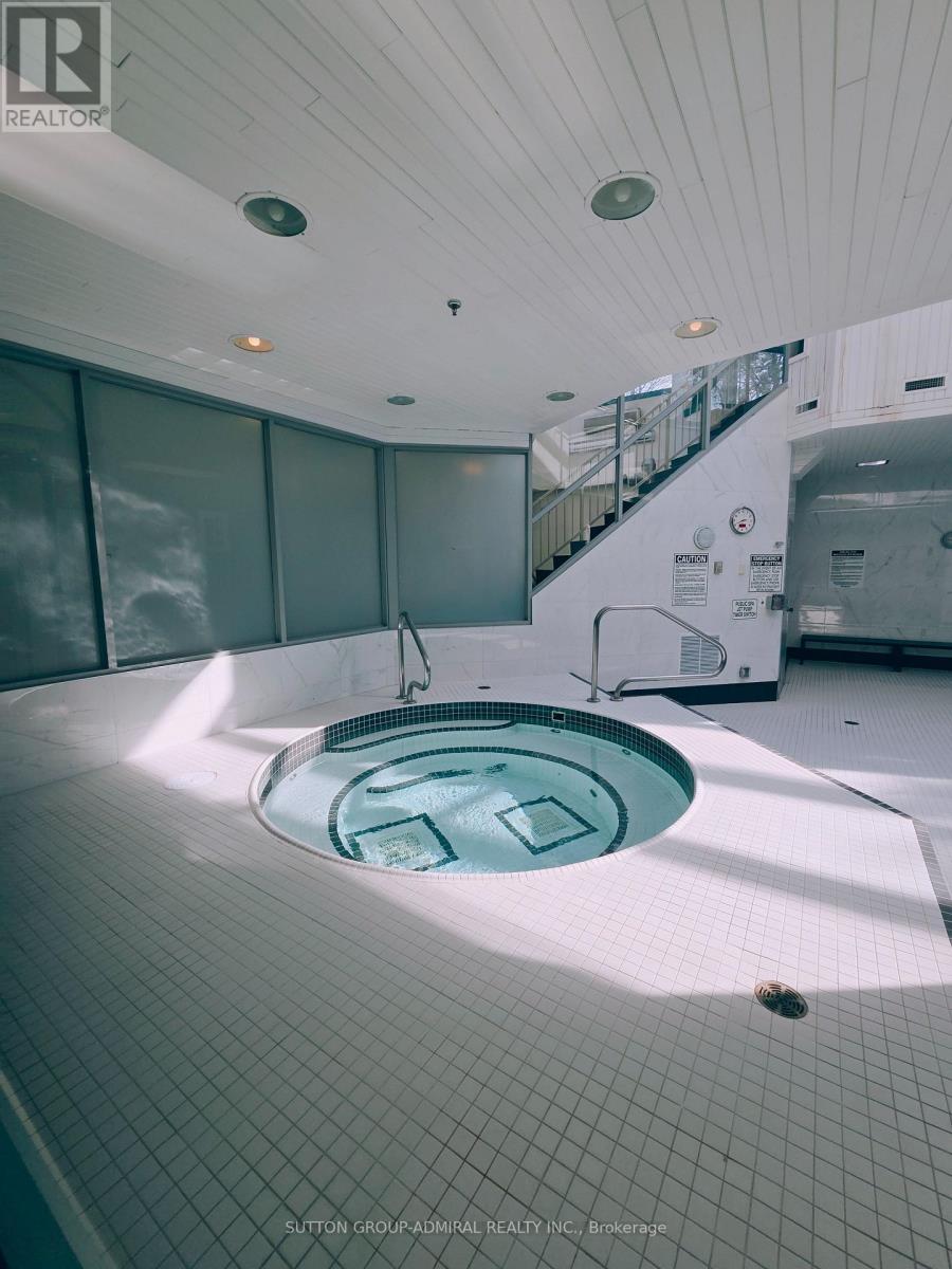 Ph101 - 101 Subway Crescent, Toronto, Ontario  M9B 6K4 - Photo 35 - W12830464