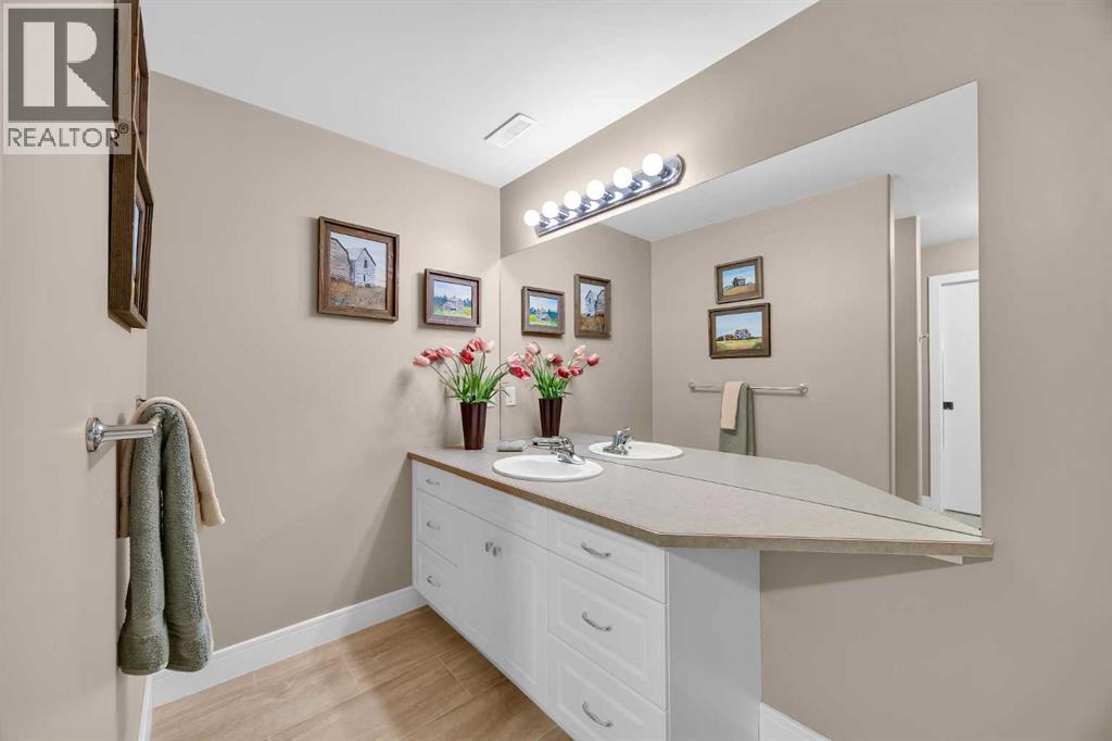 311 Rodeo Ridge, Rural Rocky View County, Alberta  T3Z 3G2 - Photo 48 - A2288746