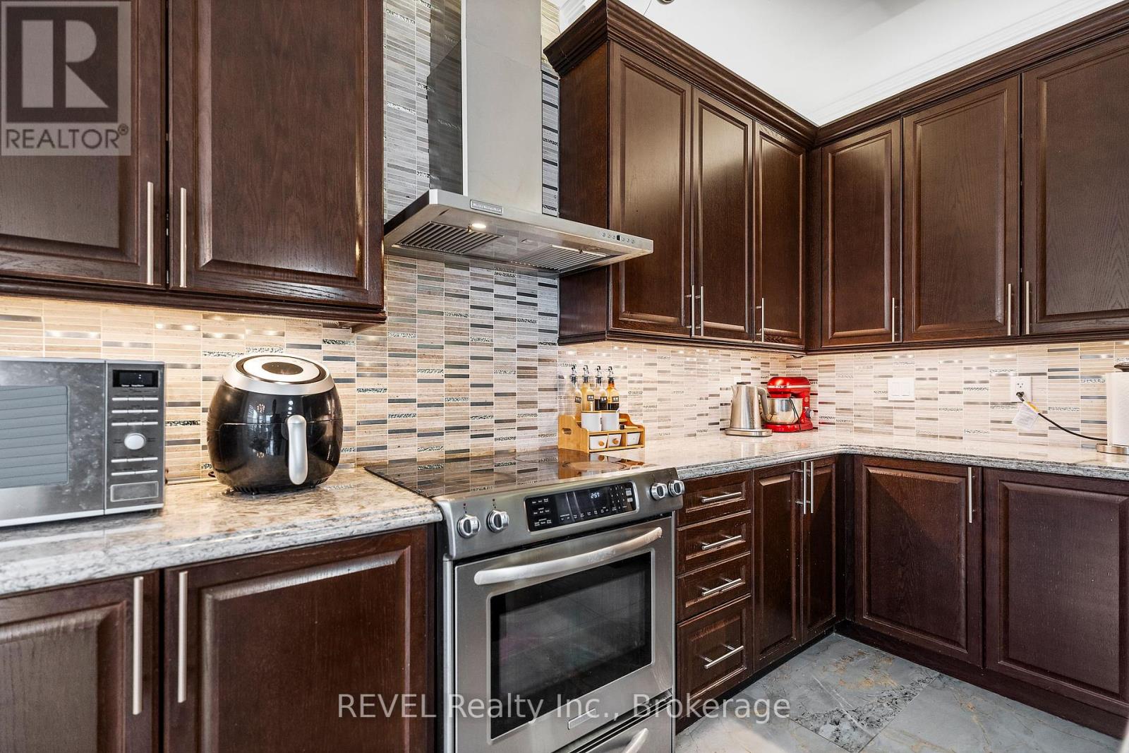 8892 Kudlac Street, Niagara Falls, Ontario  L2H 0C5 - Photo 14 - X12830486