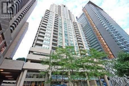901 - 750 BAY STREET, Toronto, Ontario
