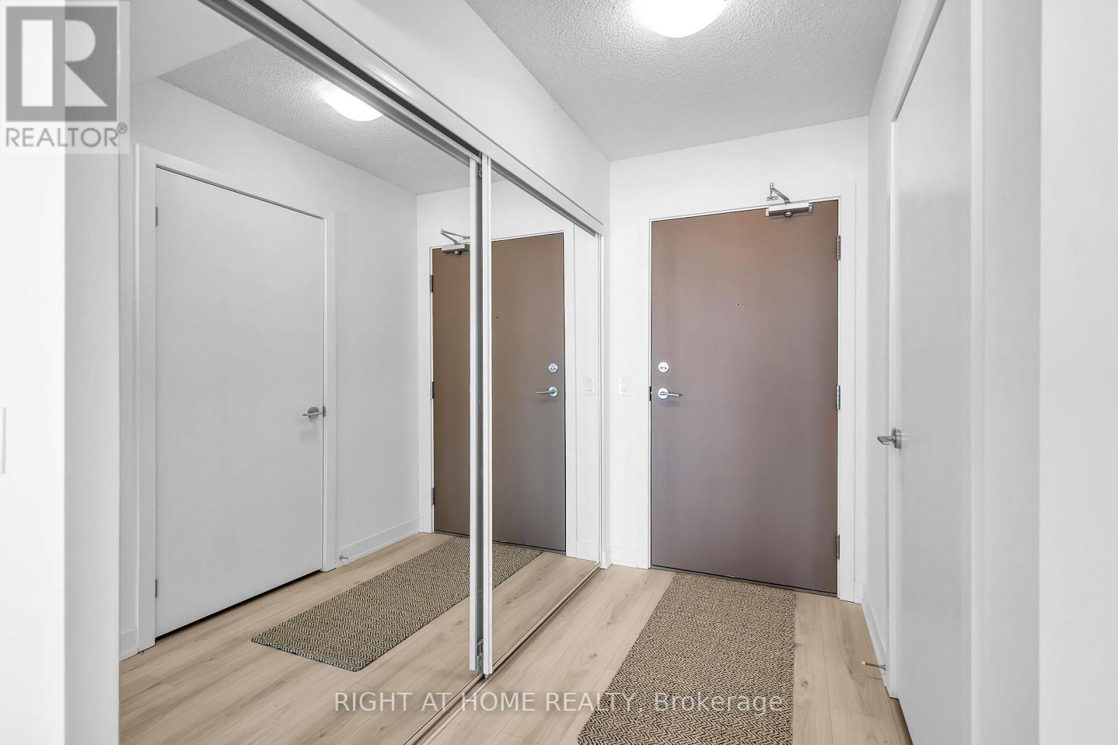 2204 - 1010 Sandy Beach Road, Pickering, Ontario  L1W 0C7 - Photo 8 - E12830480