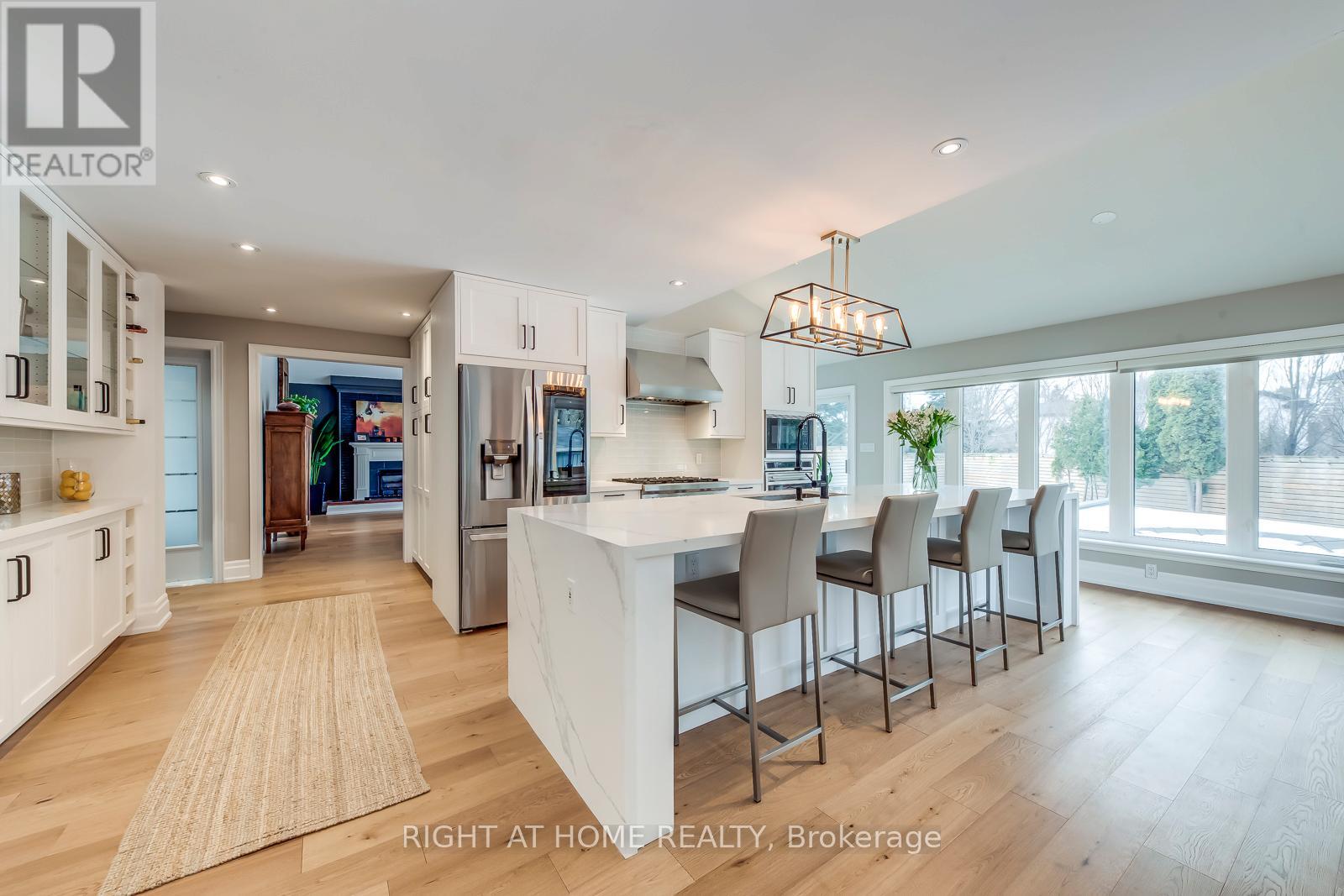 204 Walkers Line, Burlington, Ontario  L7N 2C3 - Photo 12 - W12830482