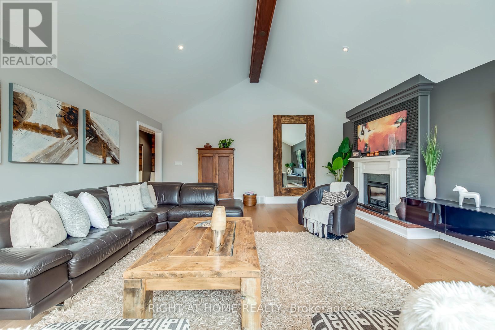 204 Walkers Line, Burlington, Ontario  L7N 2C3 - Photo 17 - W12830482