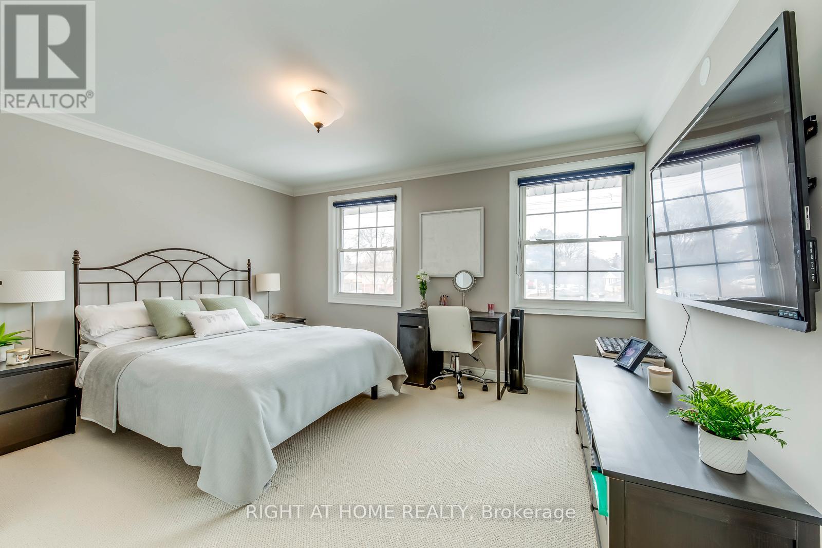 204 Walkers Line, Burlington, Ontario  L7N 2C3 - Photo 22 - W12830482