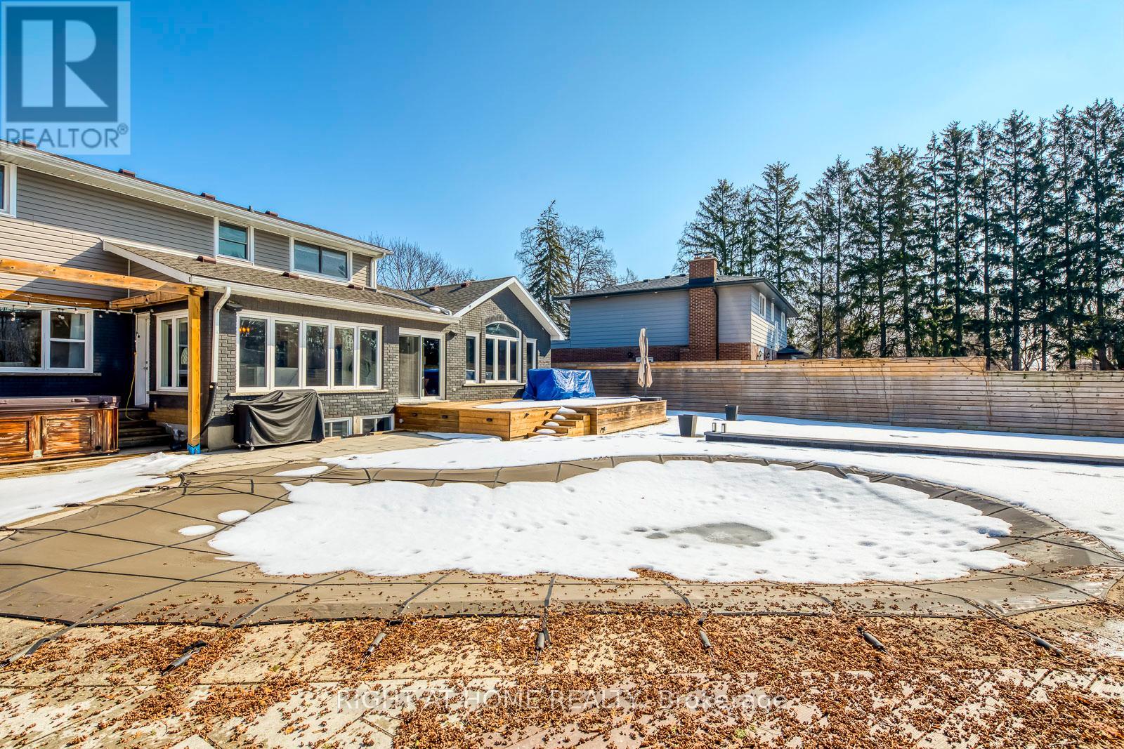 204 Walkers Line, Burlington, Ontario  L7N 2C3 - Photo 45 - W12830482