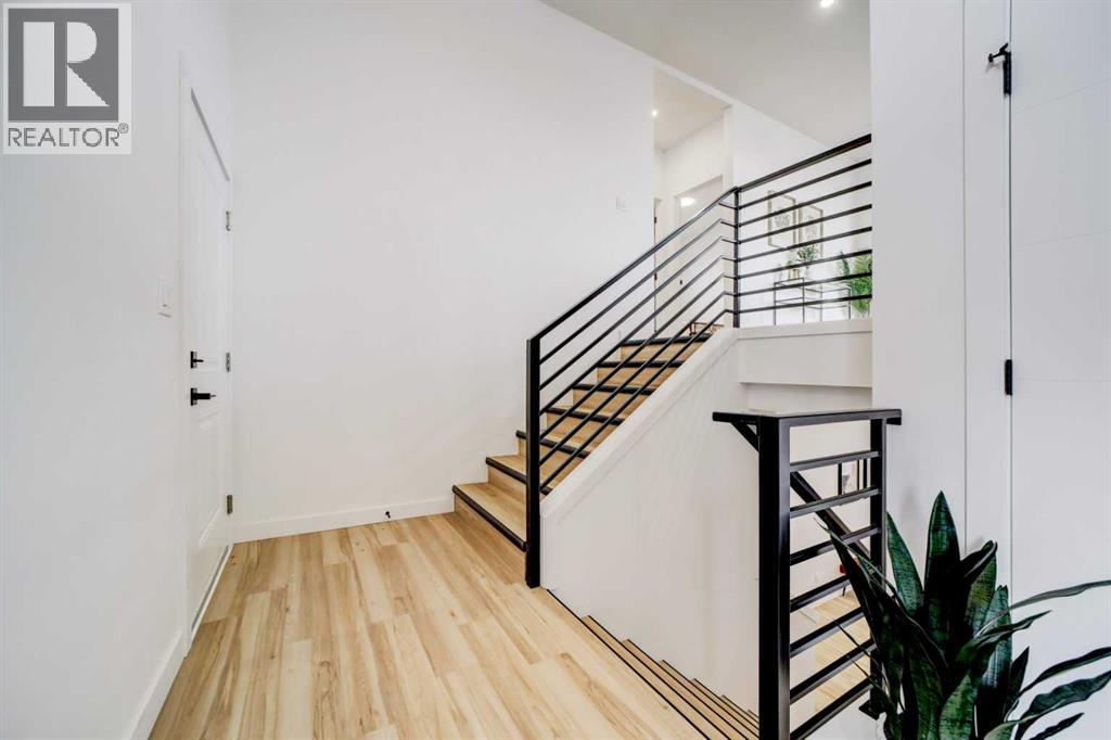 661 Devonia Road W, Lethbridge, Alberta  T1J 5W3 - Photo 5 - A2276213