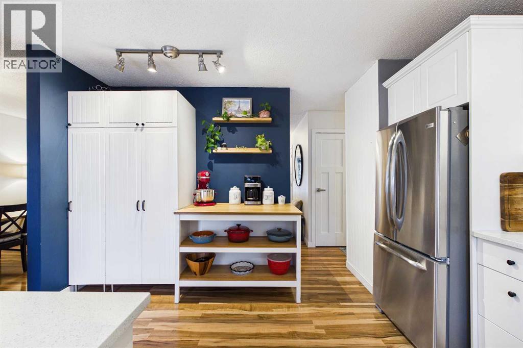 335 Huntridge Road Ne, Calgary, Alberta  T2K 4B8 - Photo 15 - A2288517