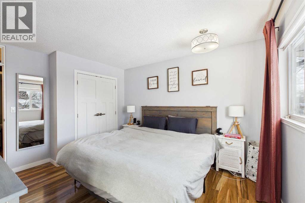 335 Huntridge Road Ne, Calgary, Alberta  T2K 4B8 - Photo 18 - A2288517