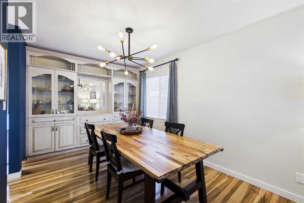 335 Huntridge Road Ne, Calgary, Alberta  T2K 4B8 - Photo 9 - A2288517