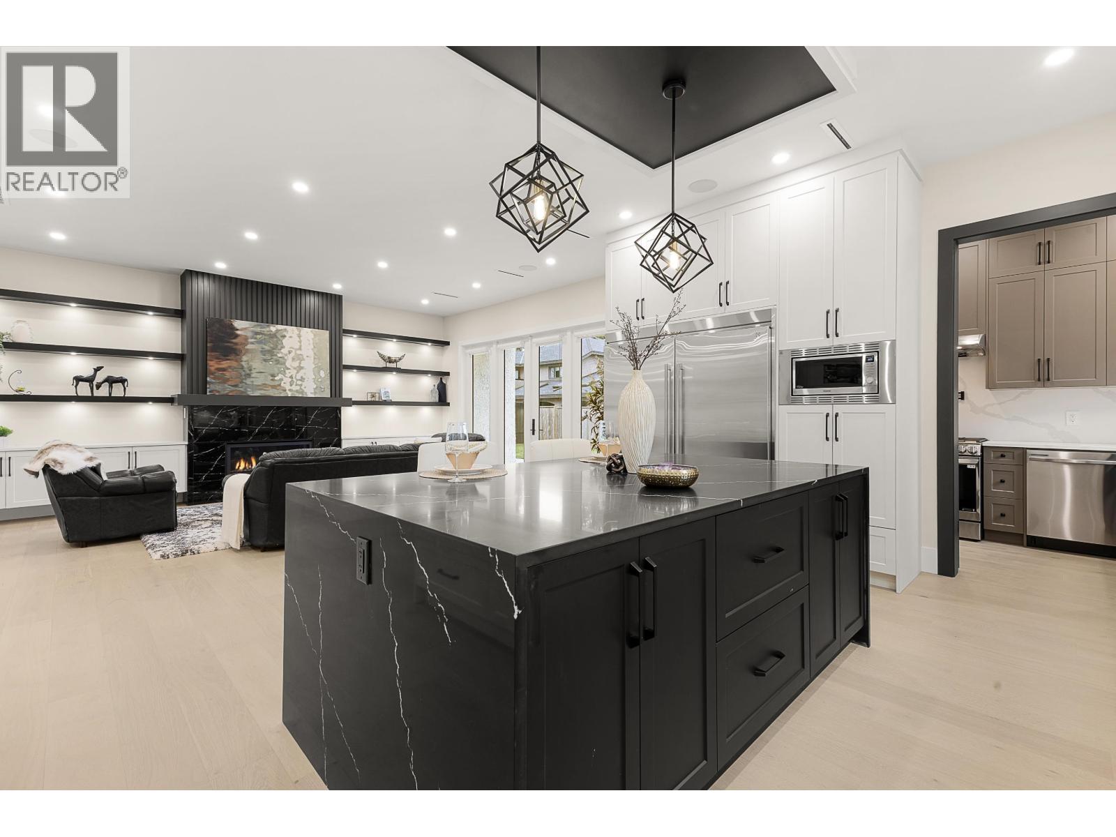 841 Rondeau Street, Coquitlam, British Columbia  V3J 5Z4 - Photo 12 - R3091784