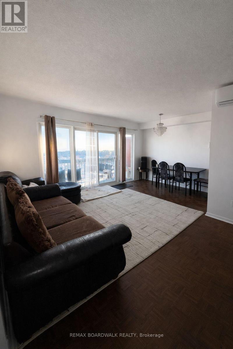 158 Mcarthur Avenue, Ottawa, Ontario  K1L 8C9 - Photo 8 - X12830504