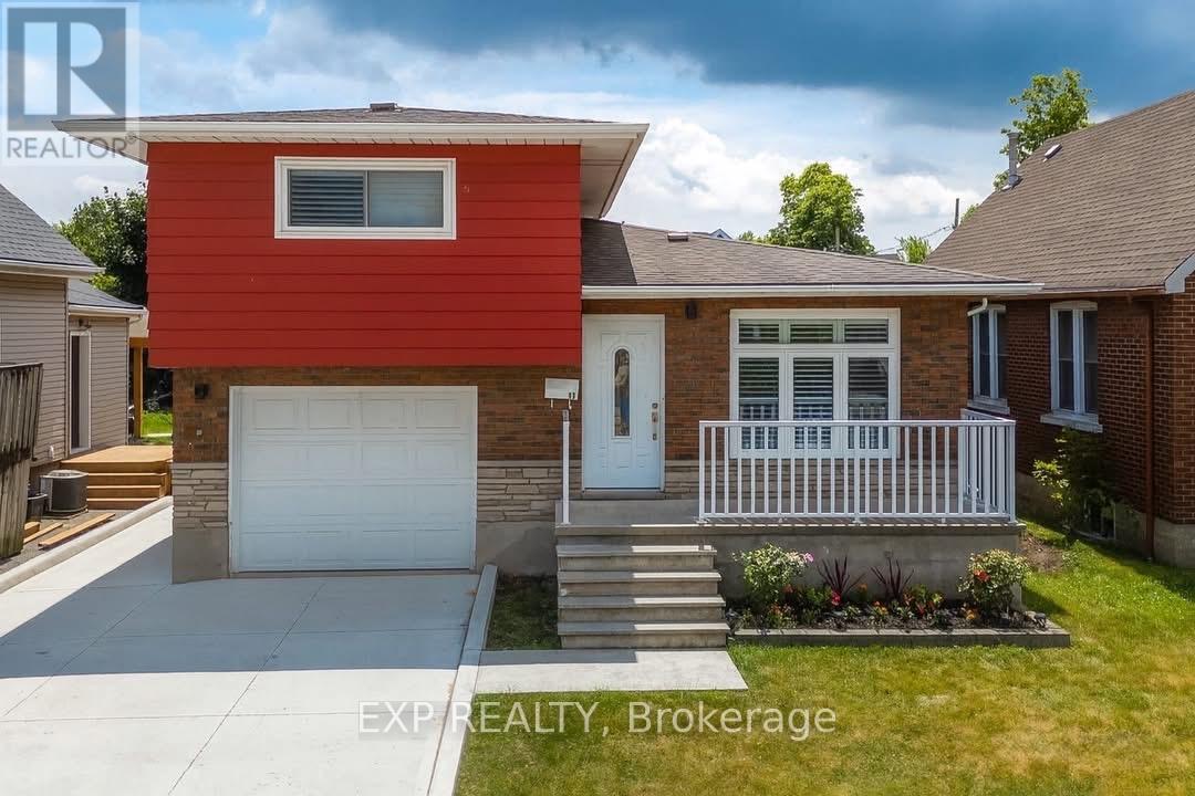 11 GARDEN STREET, Thorold, Ontario