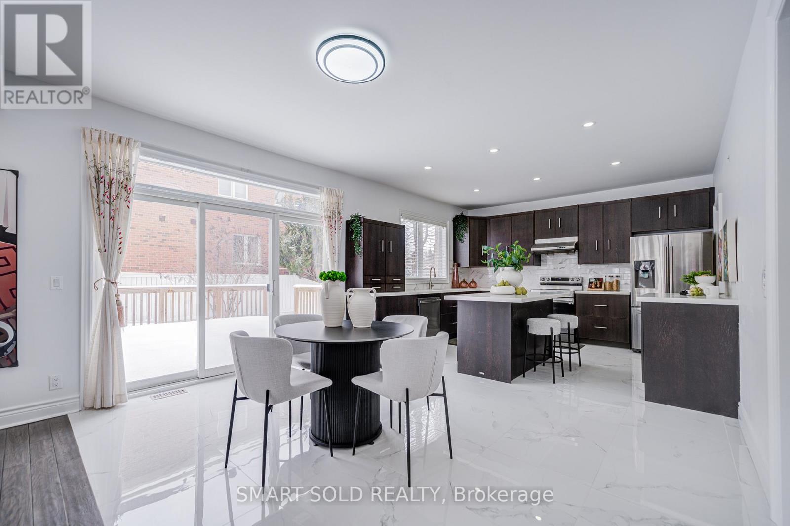 39 Bayfield Drive, Richmond Hill, Ontario  L4S 2M5 - Photo 16 - N12825724