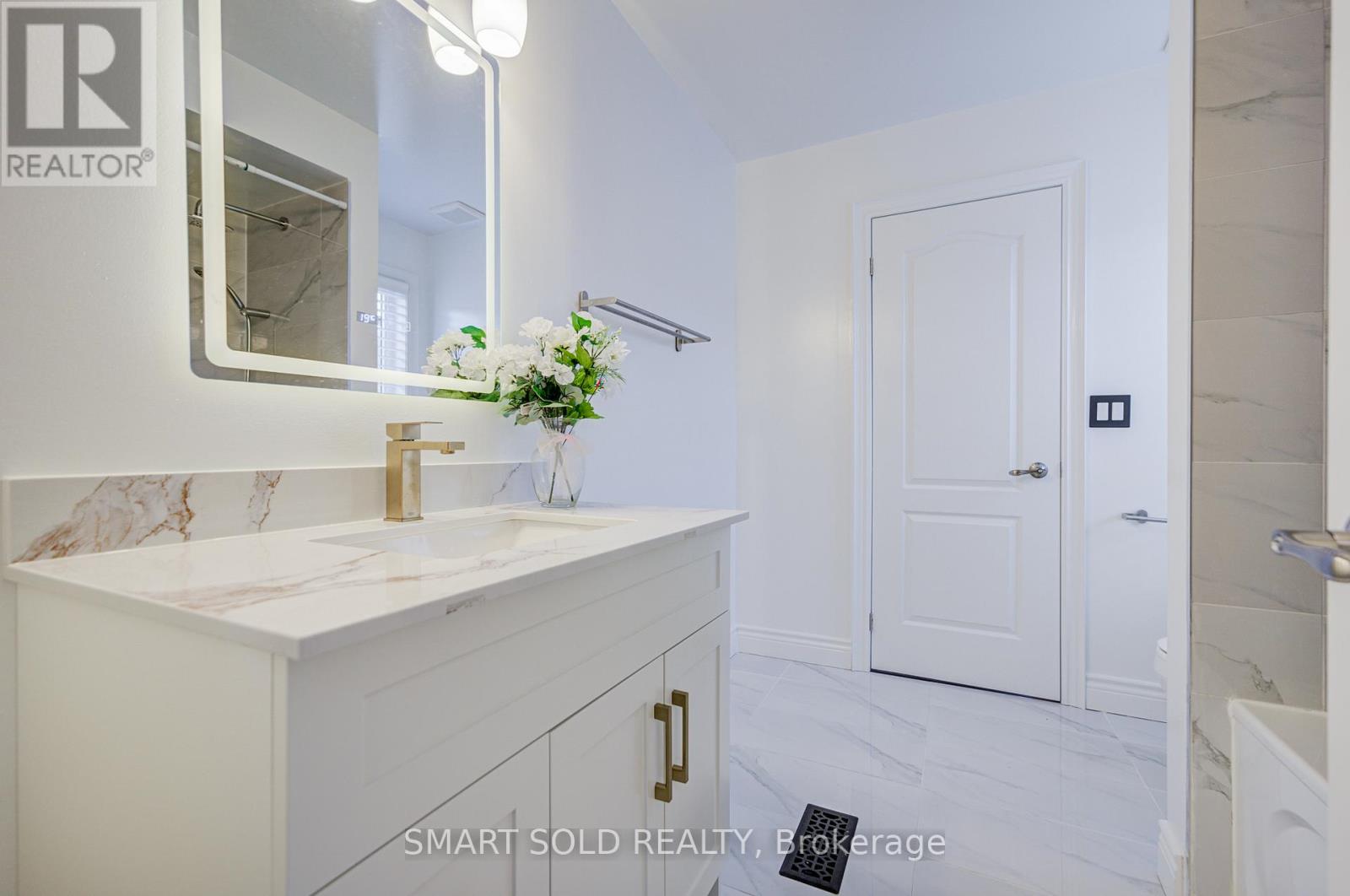 39 Bayfield Drive, Richmond Hill, Ontario  L4S 2M5 - Photo 34 - N12825724