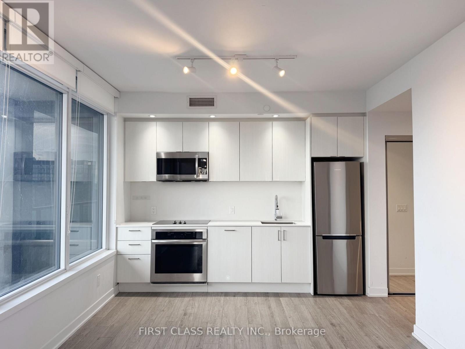 3612 - 1926 Lake Shore Boulevard W, Toronto, Ontario  M6S 1A1 - Photo 3 - W12818284