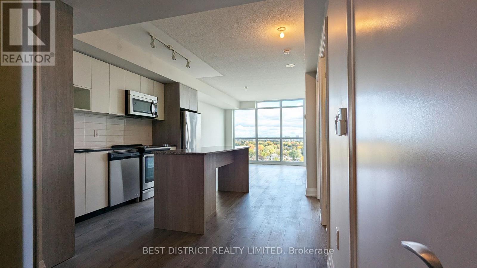 1501 - 9 Valhalla Inn Road, Toronto, Ontario  M9B 0B2 - Photo 19 - W12830494