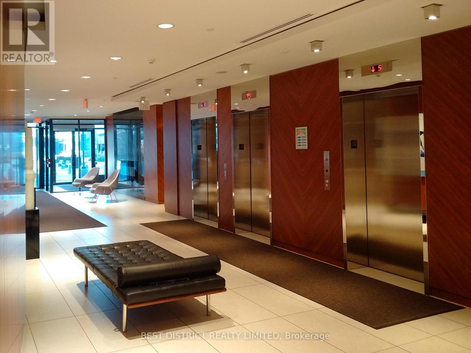 1501 - 9 Valhalla Inn Road, Toronto, Ontario  M9B 0B2 - Photo 2 - W12830498