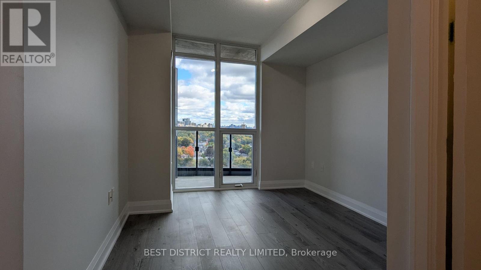 1501 - 9 Valhalla Inn Road, Toronto, Ontario  M9B 0B2 - Photo 6 - W12830498