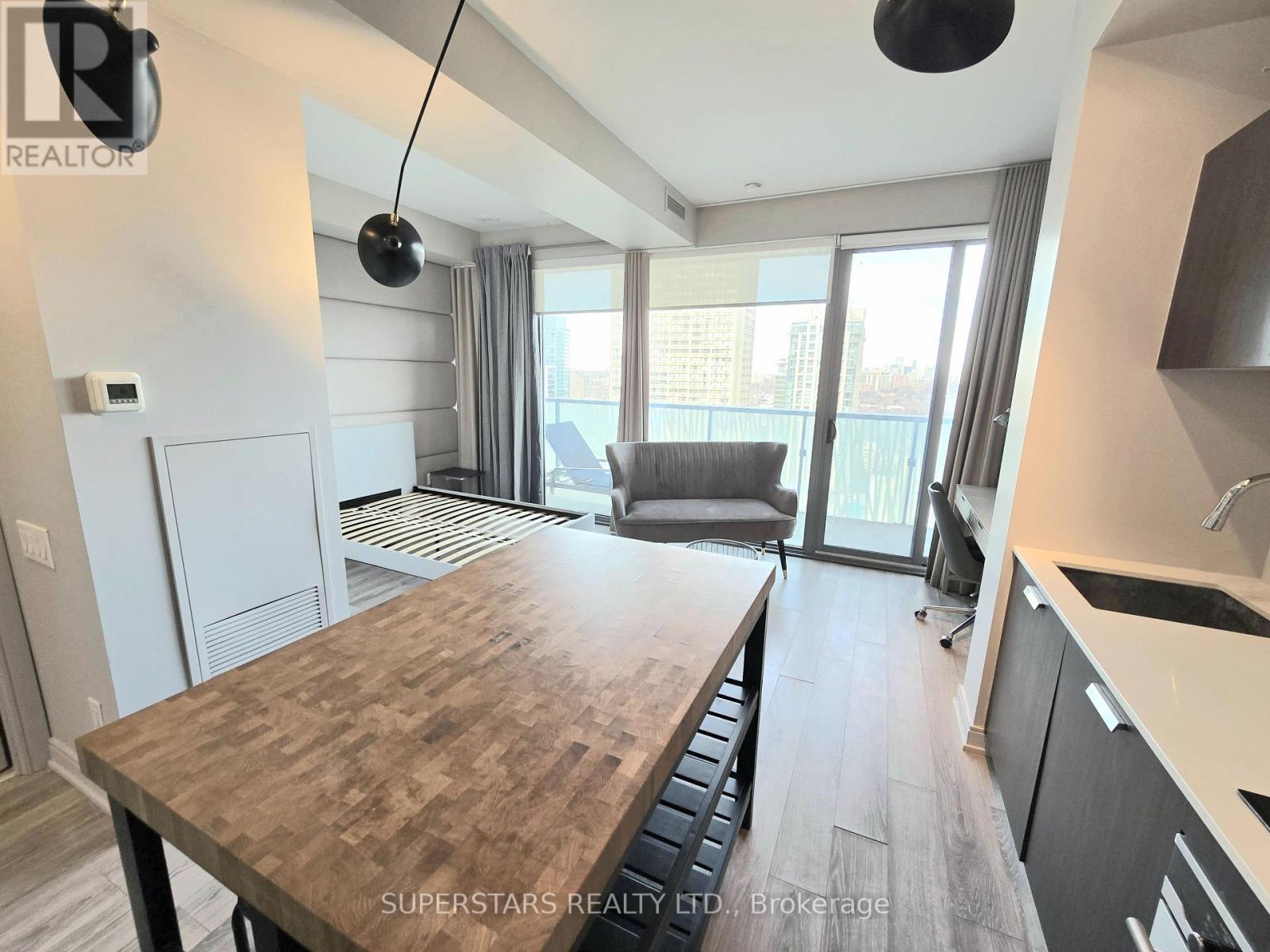 2511 - 50 Charles Street E, Toronto, Ontario M4Y 0C3 - Photo 6 - C12788482