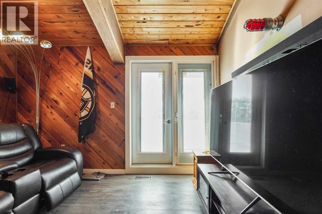 121s 100w, Raymond, Alberta  T0K 2S0 - Photo 41 - A2262466