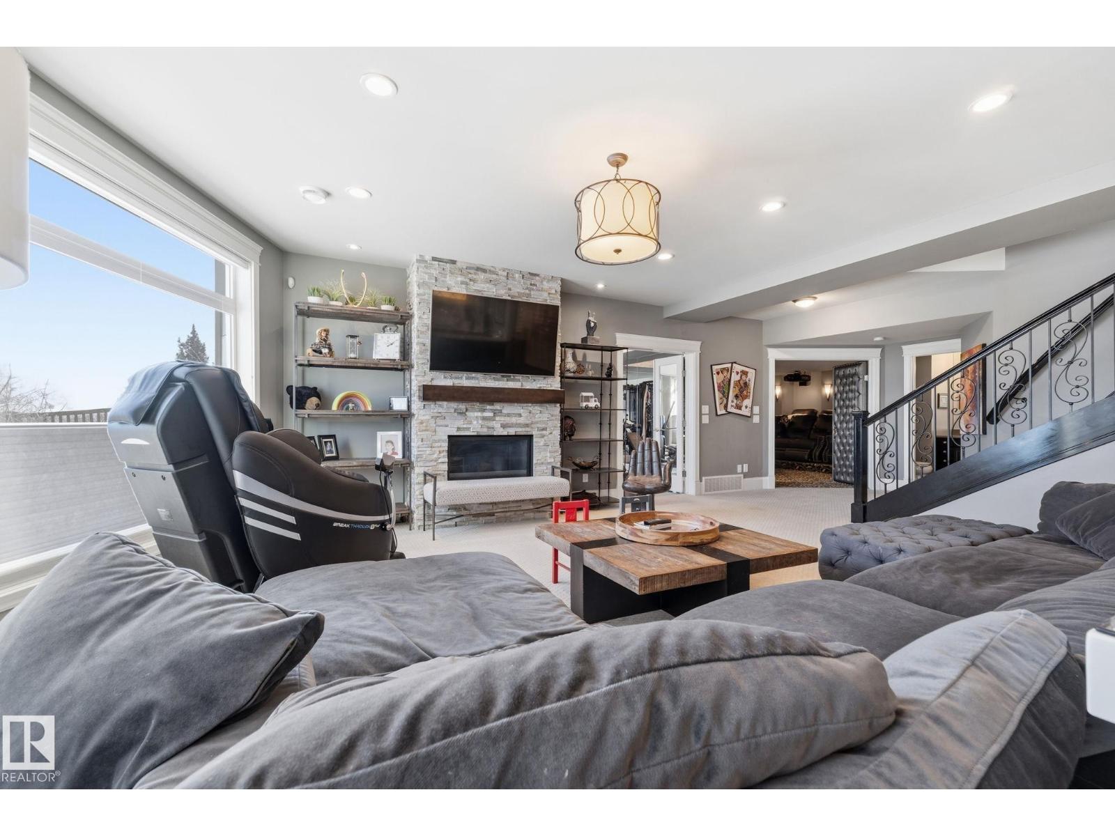 1413 Woodward Cr Nw, Edmonton, Alberta  T6M 0A3 - Photo 40 - E4467998