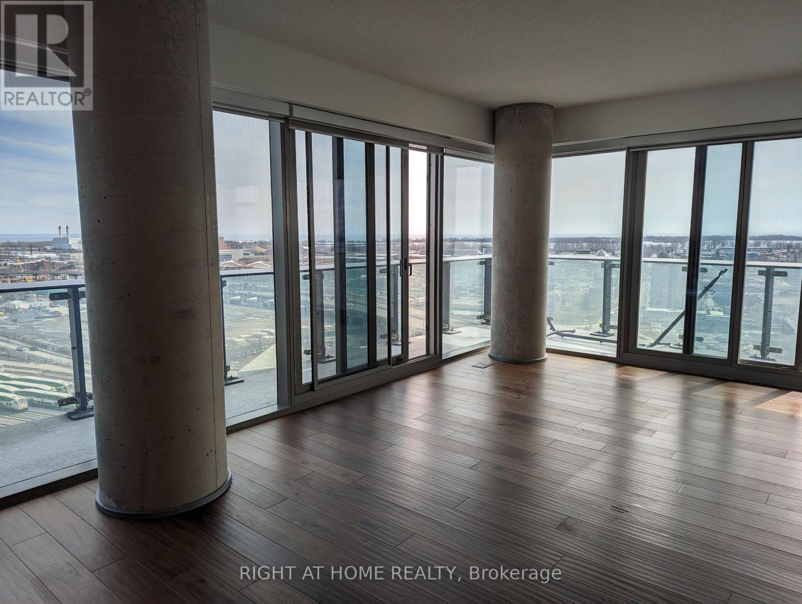 1907 - 390 Cherry Street, Toronto, Ontario  M5A 0E2 - Photo 5 - C12830516