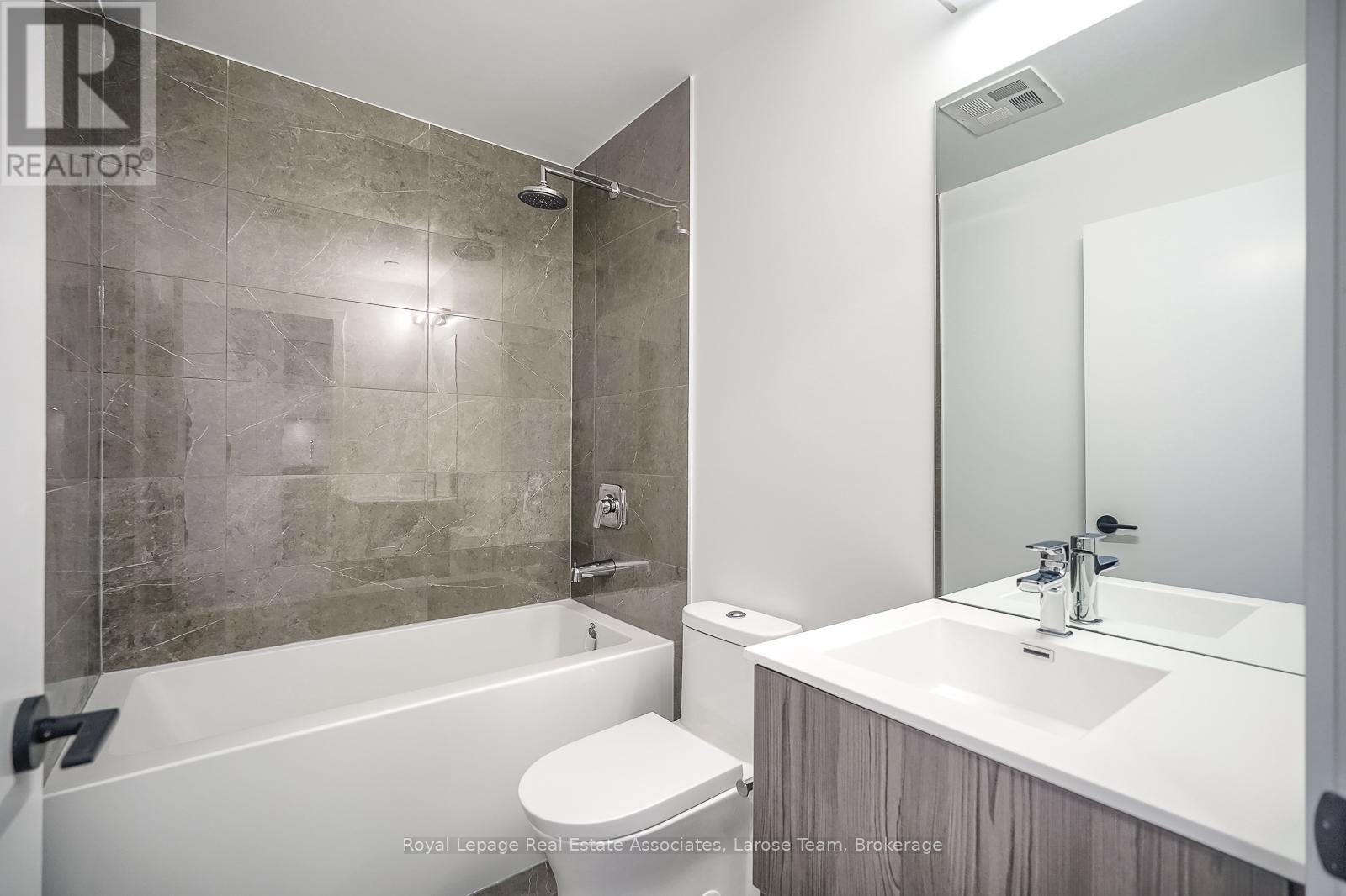 702 - 220 Missinnihe Way, Mississauga, Ontario  L5H 0A9 - Photo 19 - W12758328