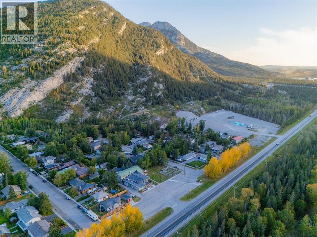 11 Exshaw Mountain Gateway, Exshaw, Alberta  T0L 2C0 - Photo 4 - A2205773