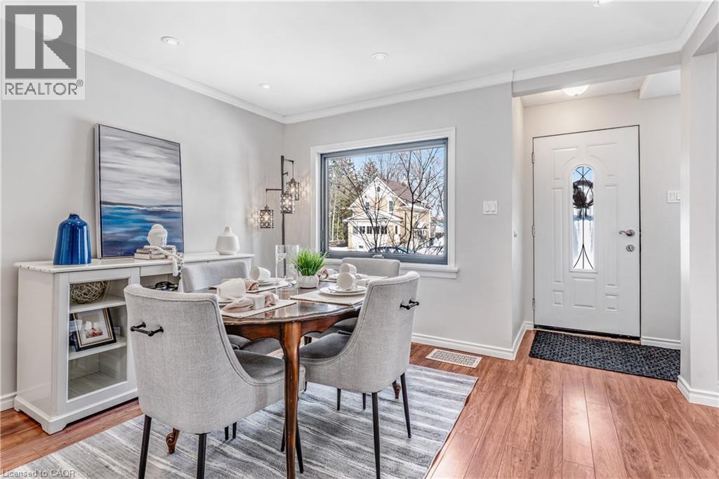 13 Devitt Avenue N, Waterloo, Ontario  N2J 3E7 - Photo 12 - 40805682