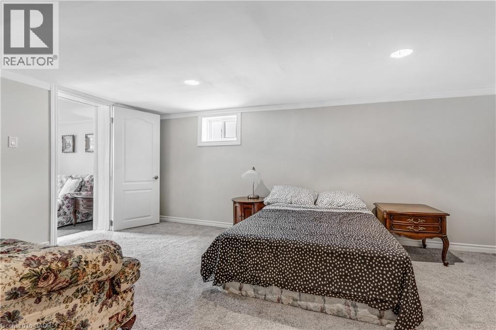 13 Devitt Avenue N, Waterloo, Ontario  N2J 3E7 - Photo 31 - 40805682