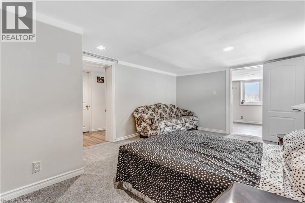 13 Devitt Avenue N, Waterloo, Ontario  N2J 3E7 - Photo 30 - 40805682