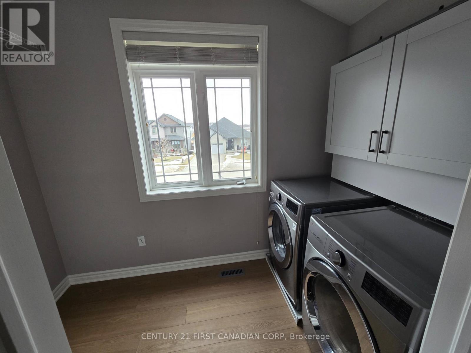 111 Coyne Lane, Lucan Biddulph, Ontario  N0M 2J0 - Photo 19 - X12821466