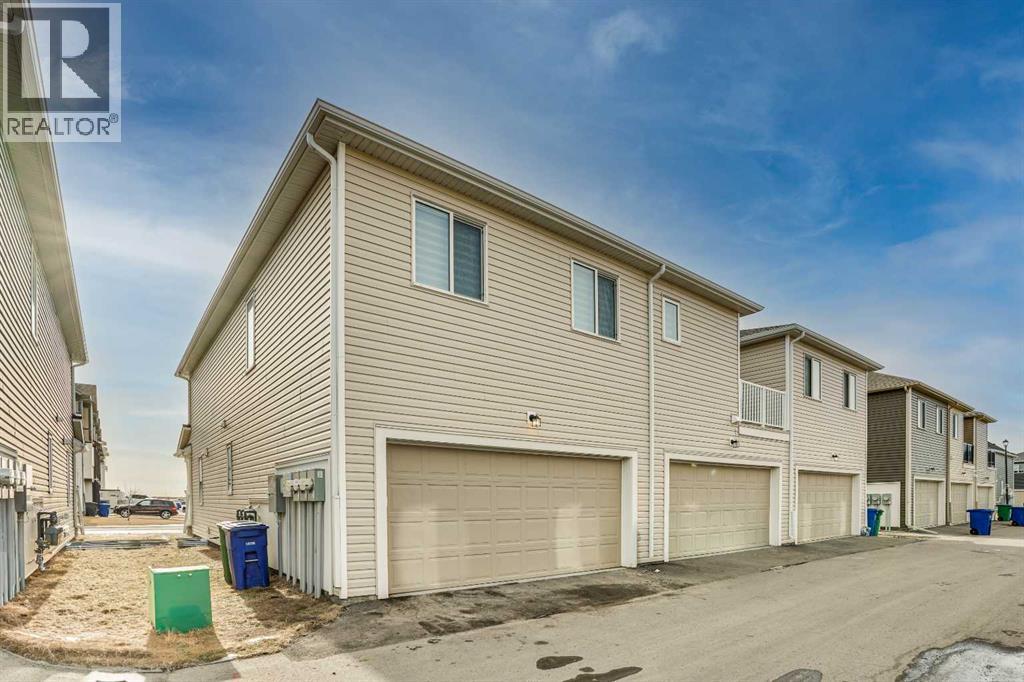 408 Windbury Link Sw, Airdrie, Alberta  T4B 5J5 - Photo 3 - A2284092