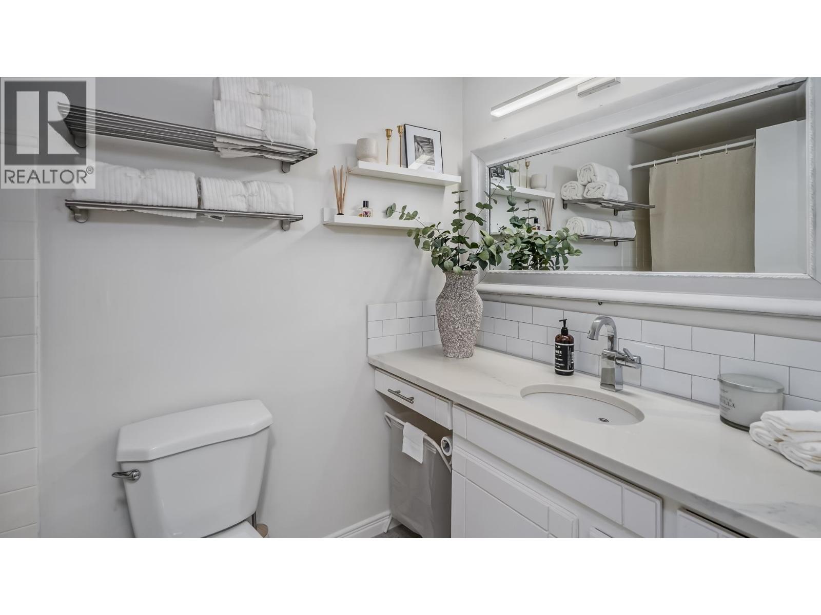 314 590 Whiting Way, Coquitlam, British Columbia  V3J 3R9 - Photo 12 - R3094384