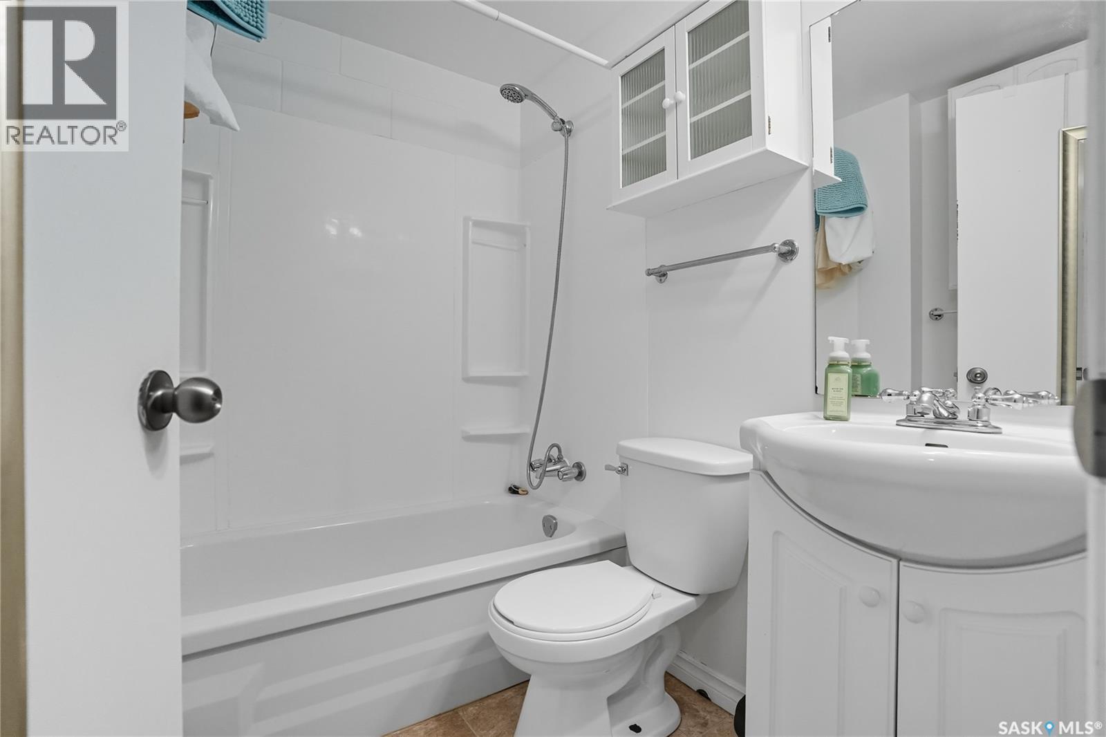 2a 833 B Avenue, Saskatoon, Saskatchewan  S7L 1E6 - Photo 11 - SK029401